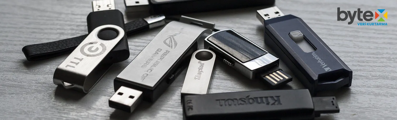 USB Bellek Veri Kurtarma a group of usb drives
