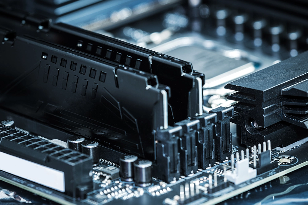 ram-memory-installed-in-computer-motherboard-slots-2025-03-28-10-02-31-utc BIOS Güncelleme