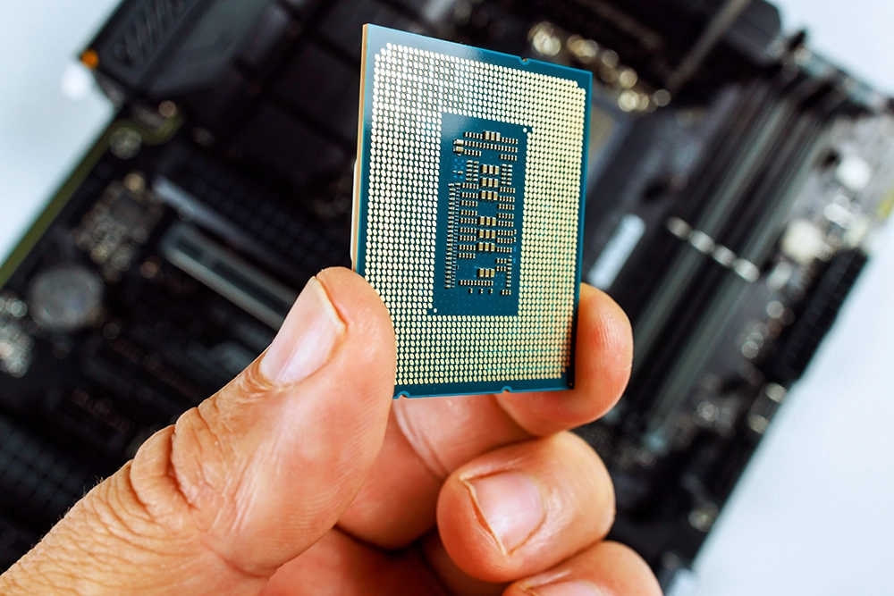Intel Y Serisi İşlemciler