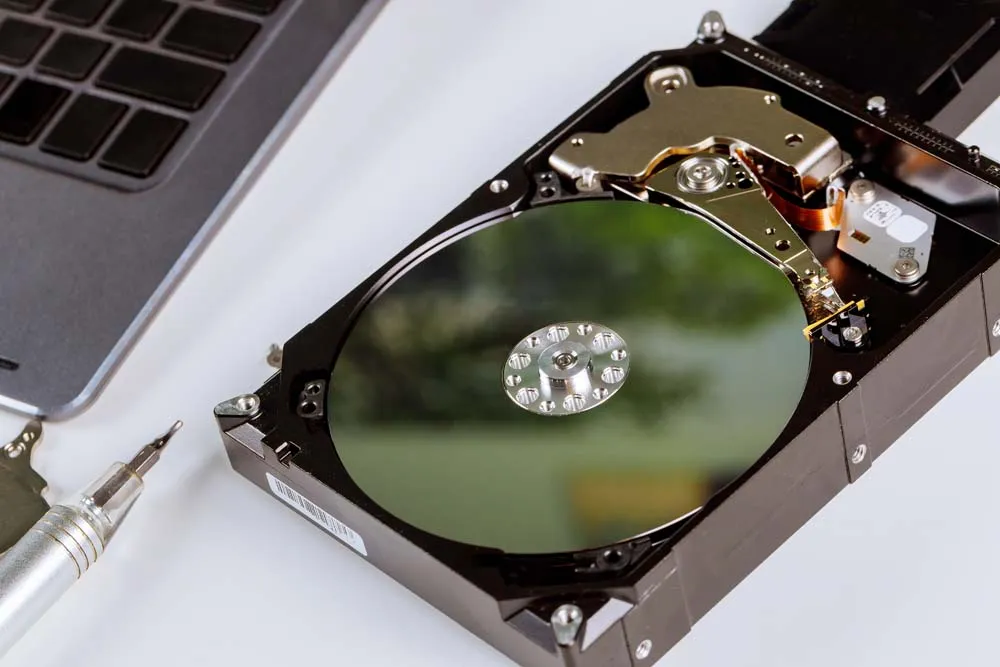 Disk Yöneticisinde Görünmeyen HDDElektrik Hasarlı HDD Onarımı