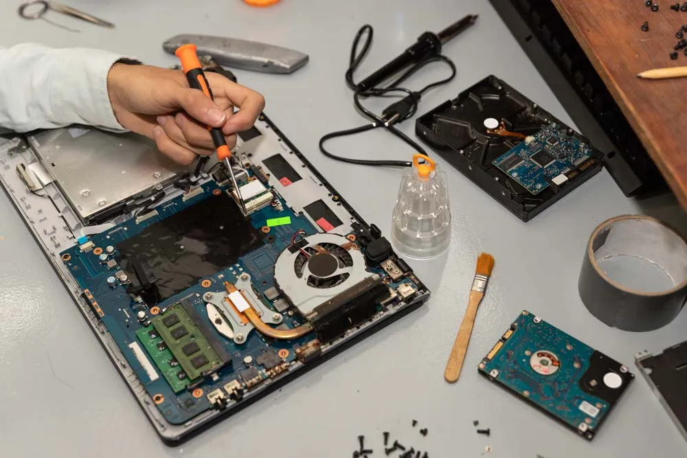Monster Laptop Tetik Almıyor