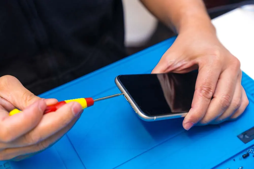 iPhone 11 Ahize Değişimi iPhone 11 Ahize Değişimi
