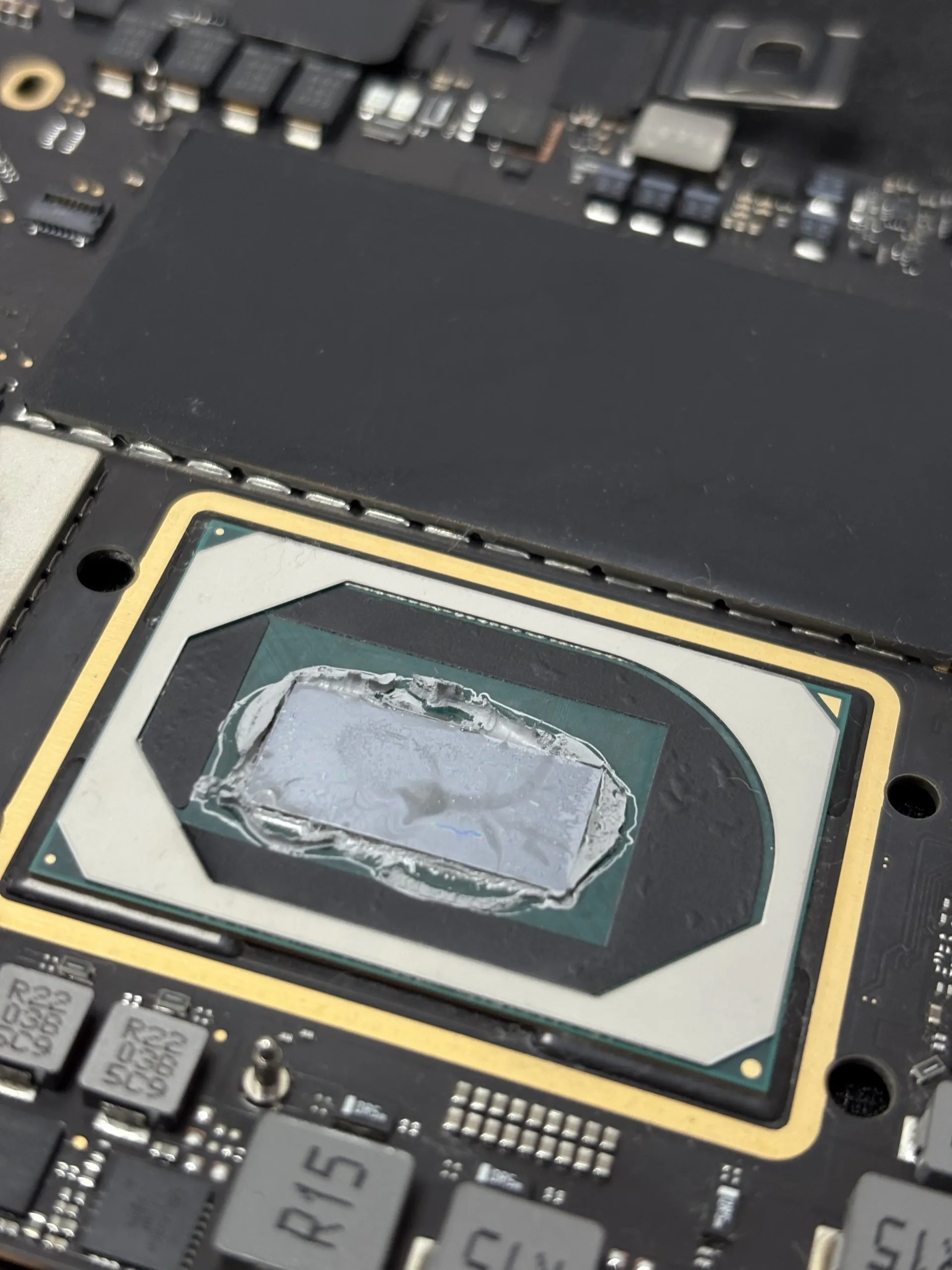 Acer Predator Tamiri