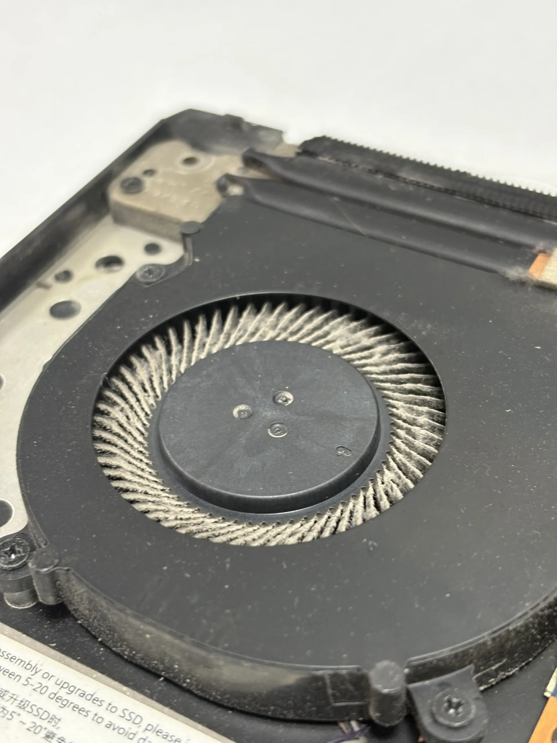 Bilgisayar Çok Isınıyor Laptop Fan Temizliği