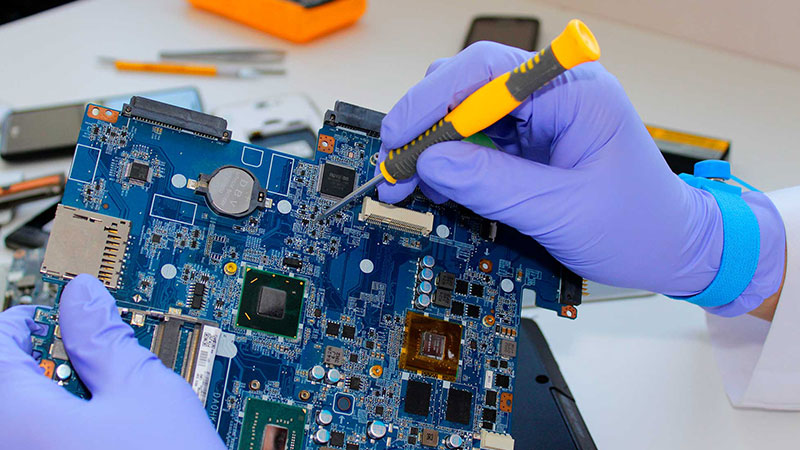 laptop-anakart-tamiri Dell Alienware Teknik Servis